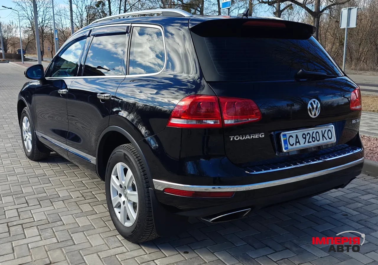 Volkswagen Touareg - фото 5