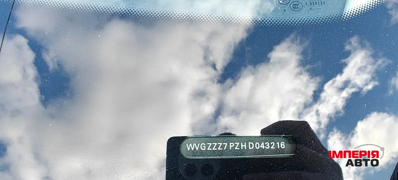 Volkswagen Touareg - фото 11