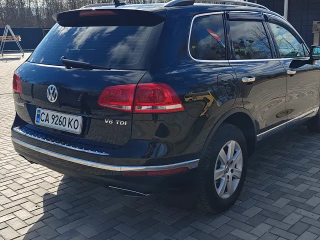 Volkswagen Touareg - фото 4