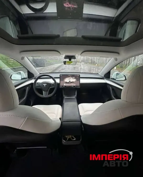 Tesla Model Y - фото 8
