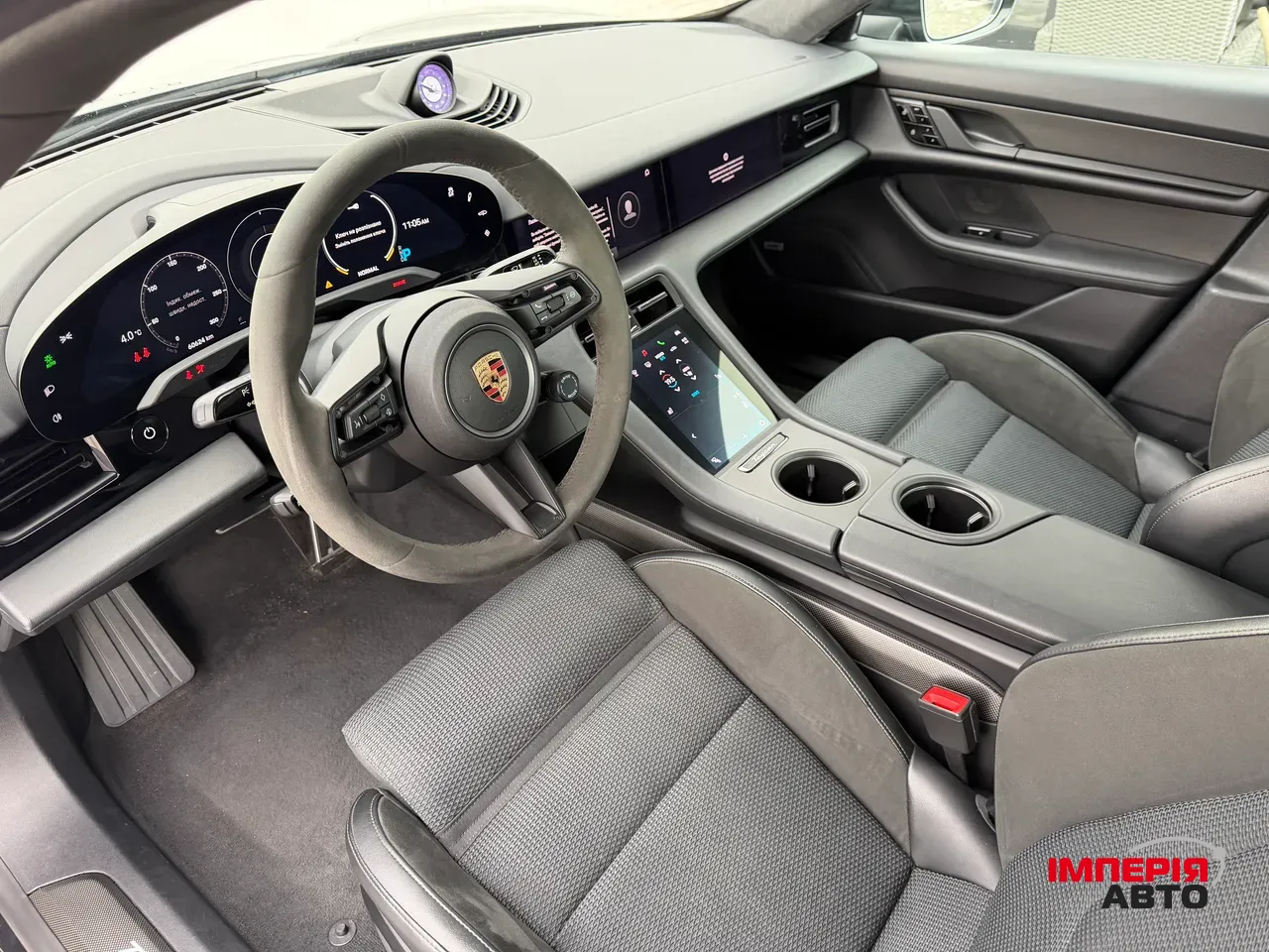 Porsche Taycan - фото 14