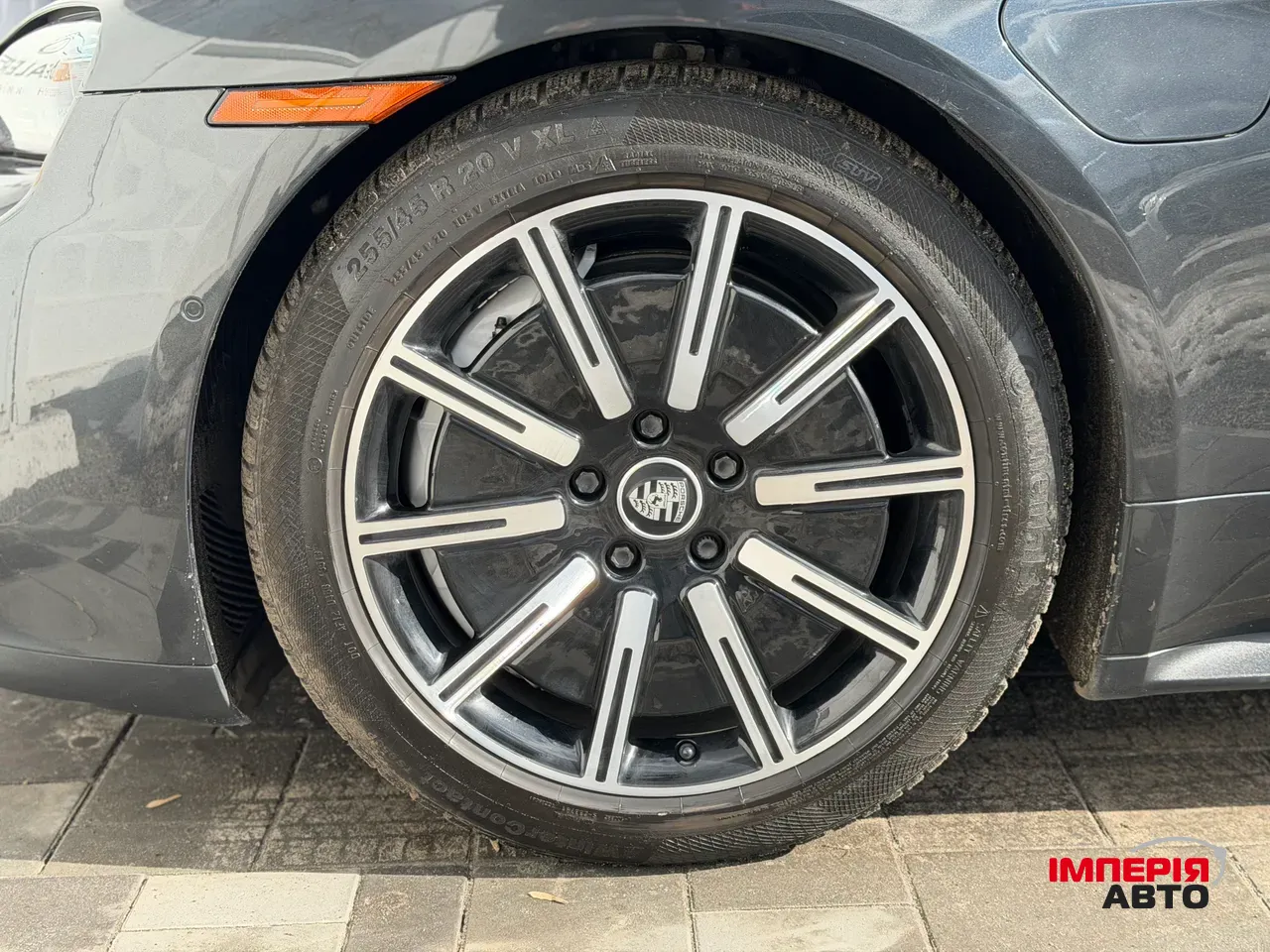 Porsche Taycan - фото 6