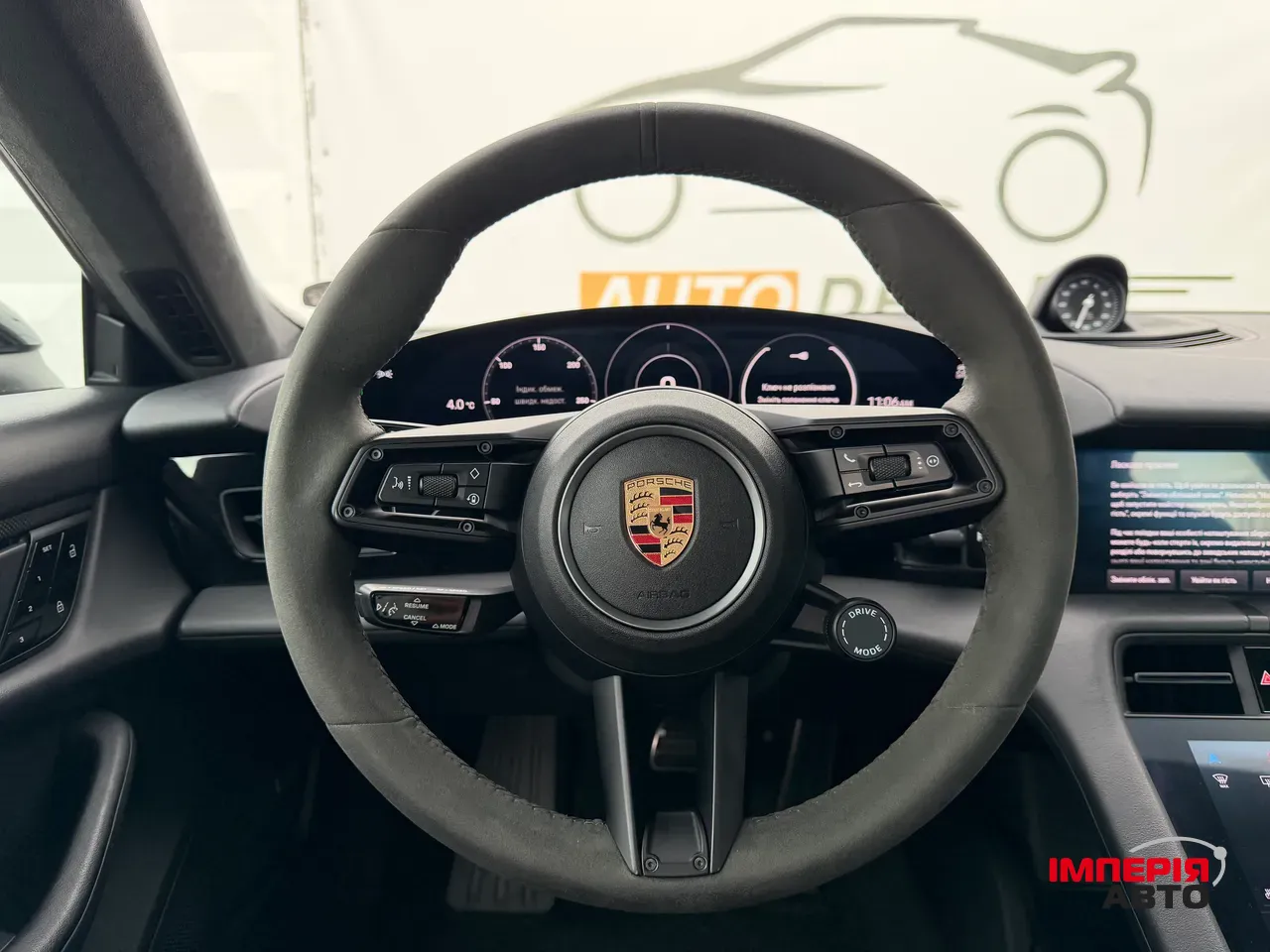 Porsche Taycan - фото 20