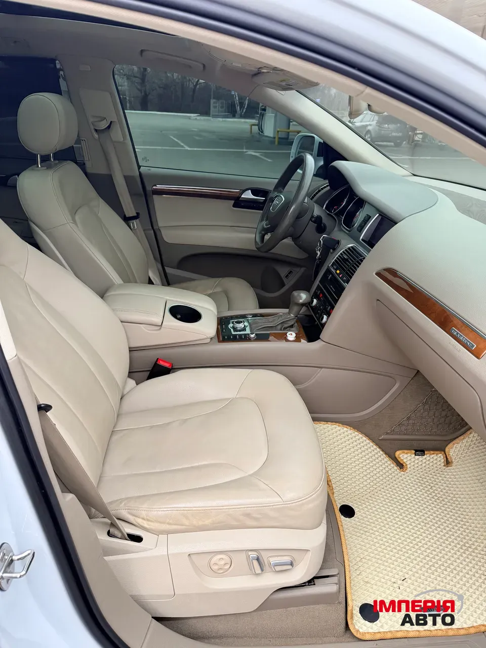 Audi Q7 - фото 33