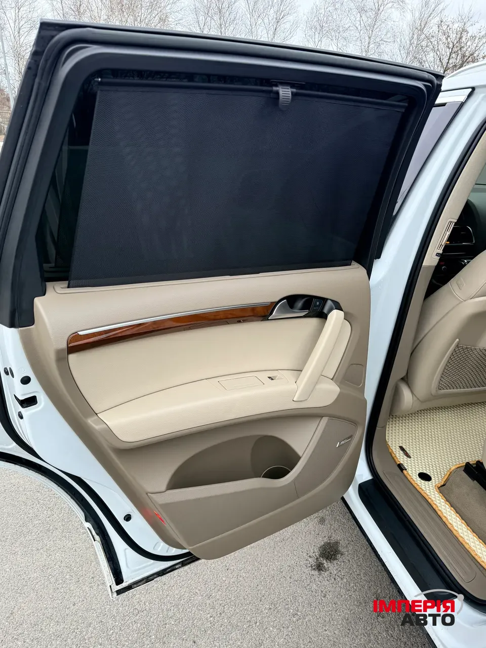 Audi Q7 - фото 28