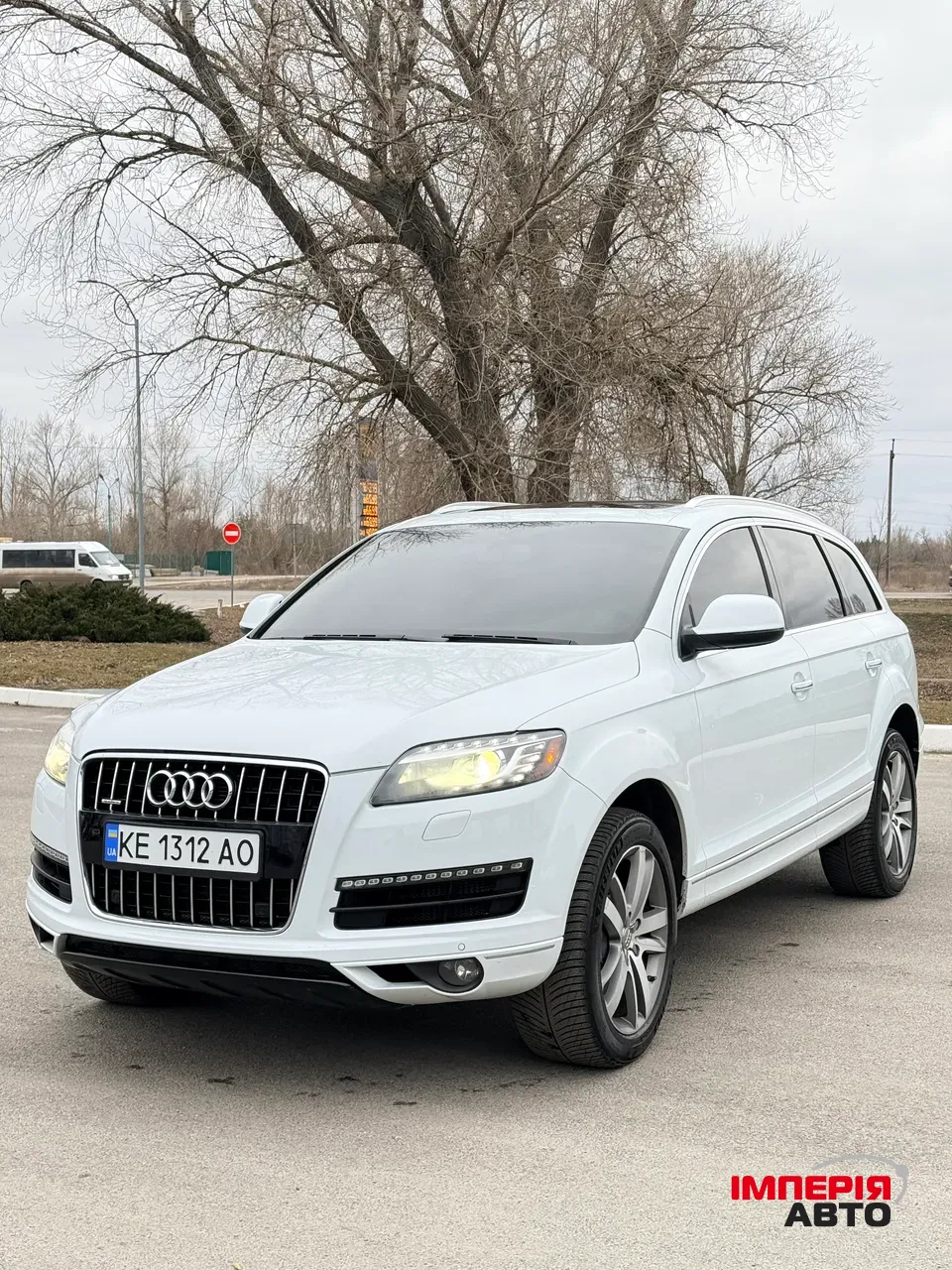 Audi Q7 - фото 6