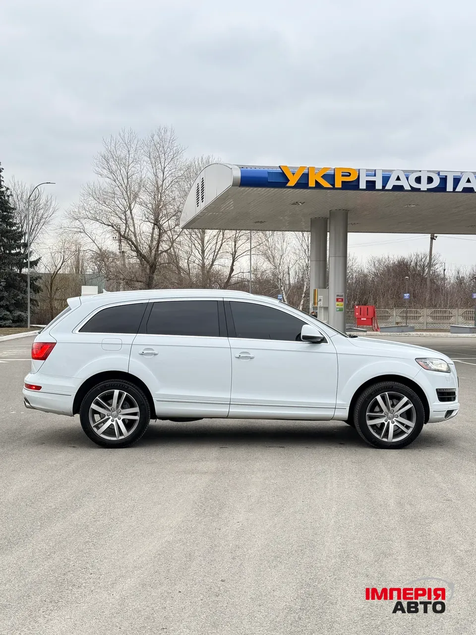 Audi Q7 - фото 15