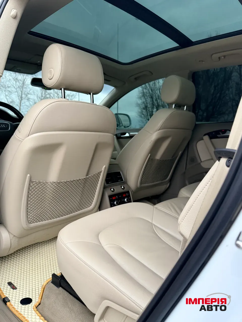 Audi Q7 - фото 29