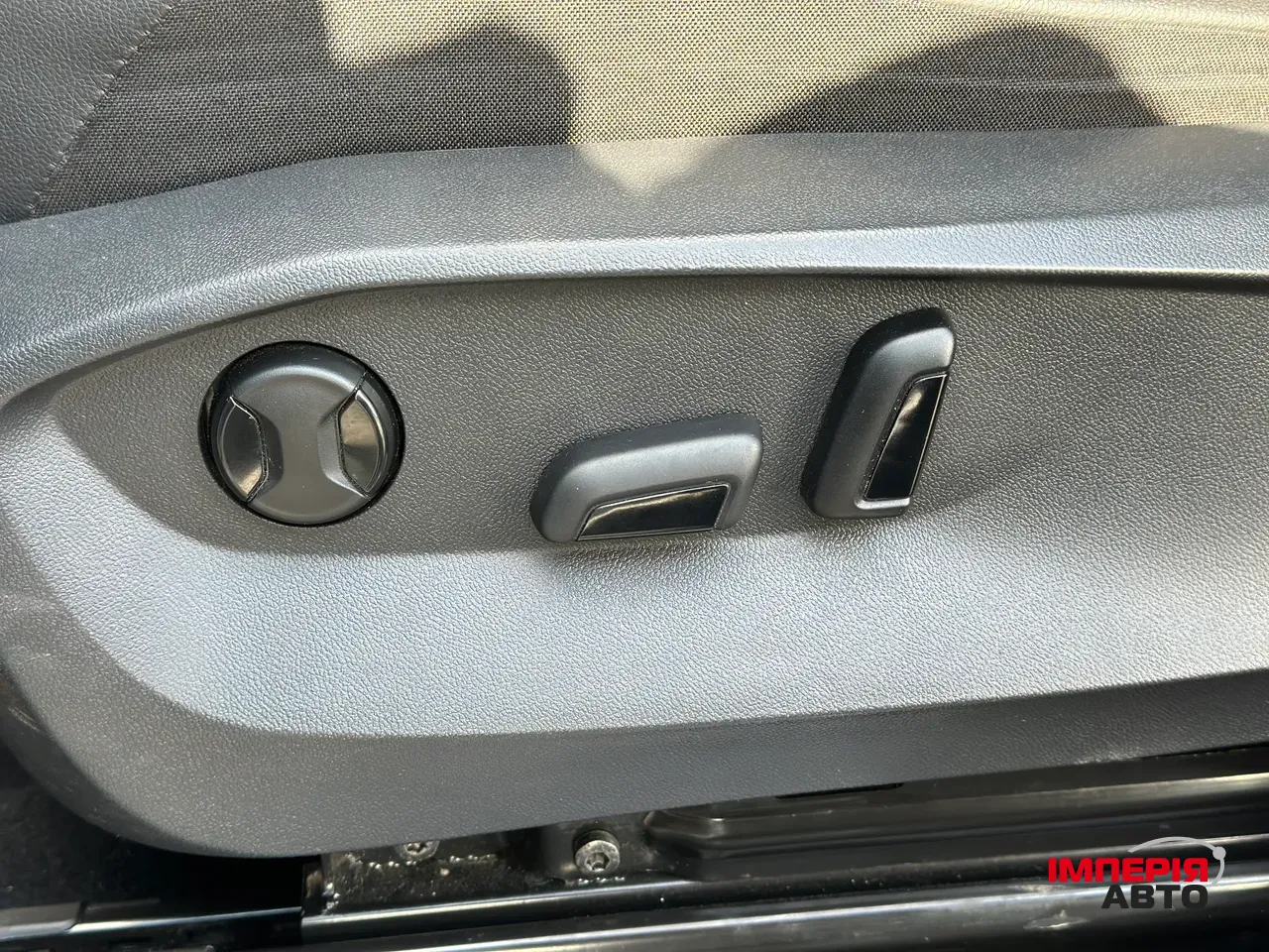 Volkswagen Tiguan R - фото 18