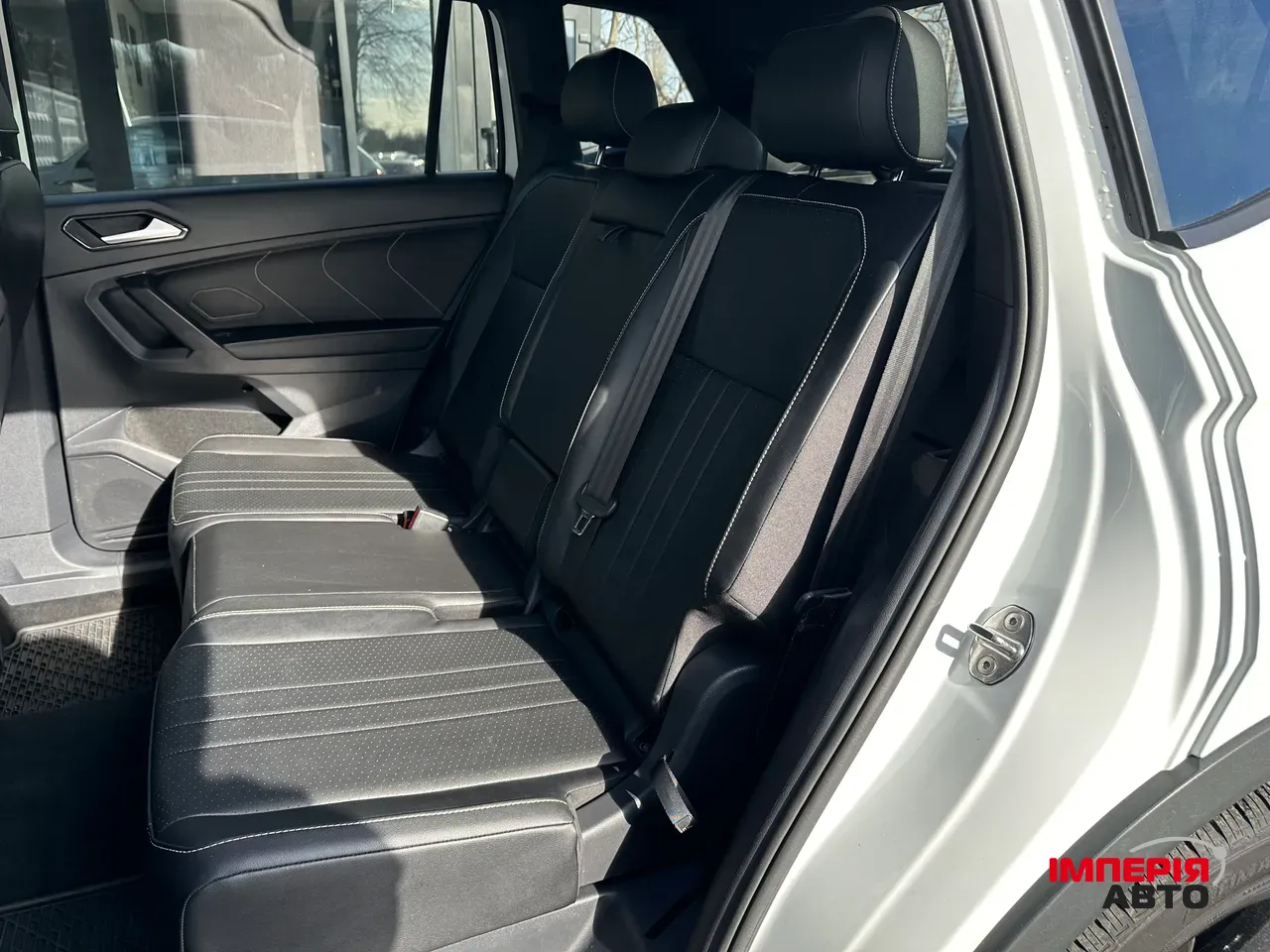 Volkswagen Tiguan R - фото 35