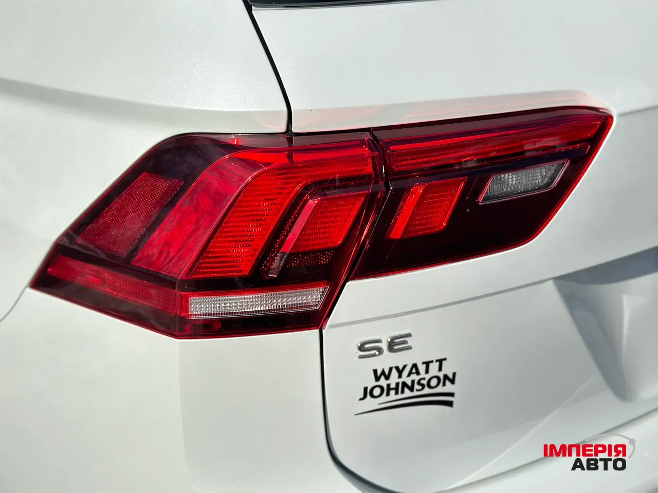 Volkswagen Tiguan R - фото 9