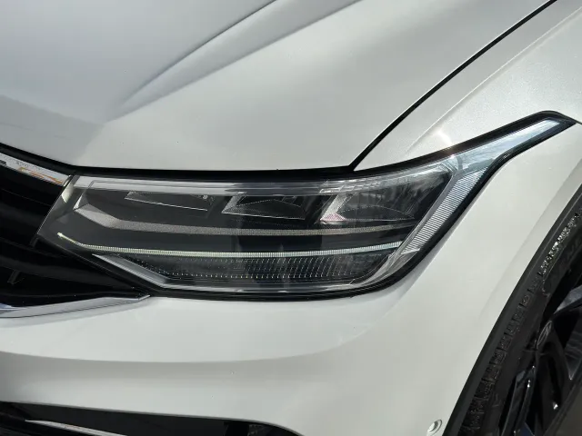 Volkswagen Tiguan R - фото 4