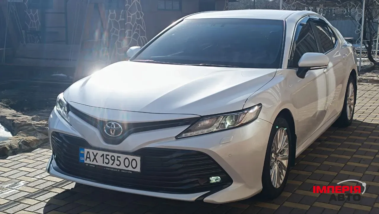 Toyota Camry - фото 14