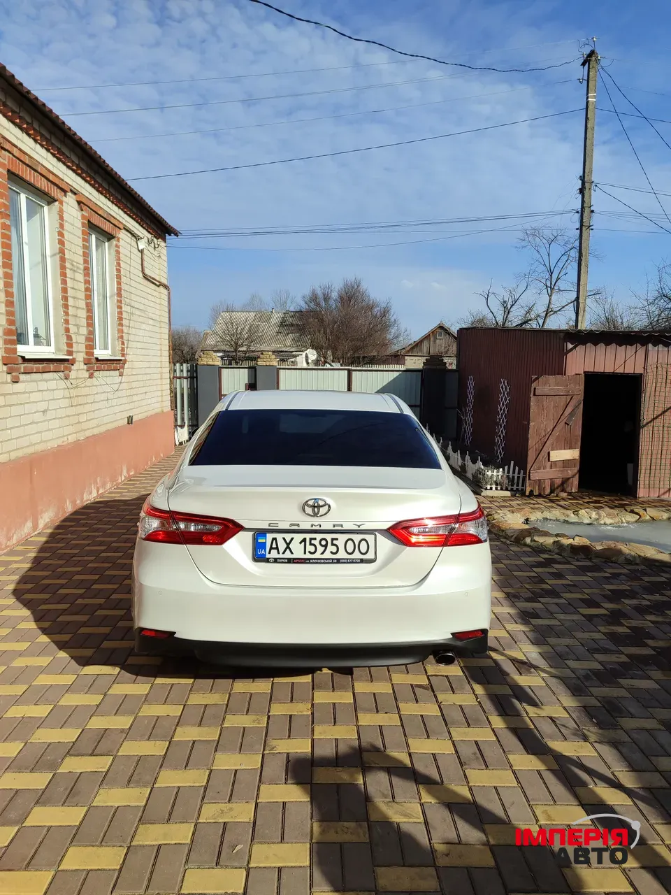 Toyota Camry - фото 2