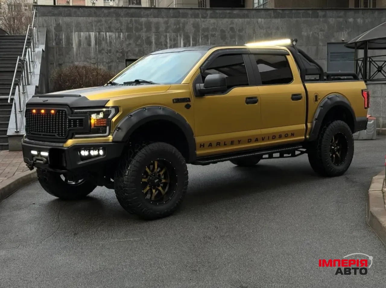 Ford F-150 - фото 2