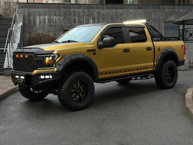 Ford F-150 - фото 2