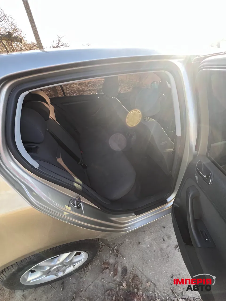 Volkswagen Golf - фото 20