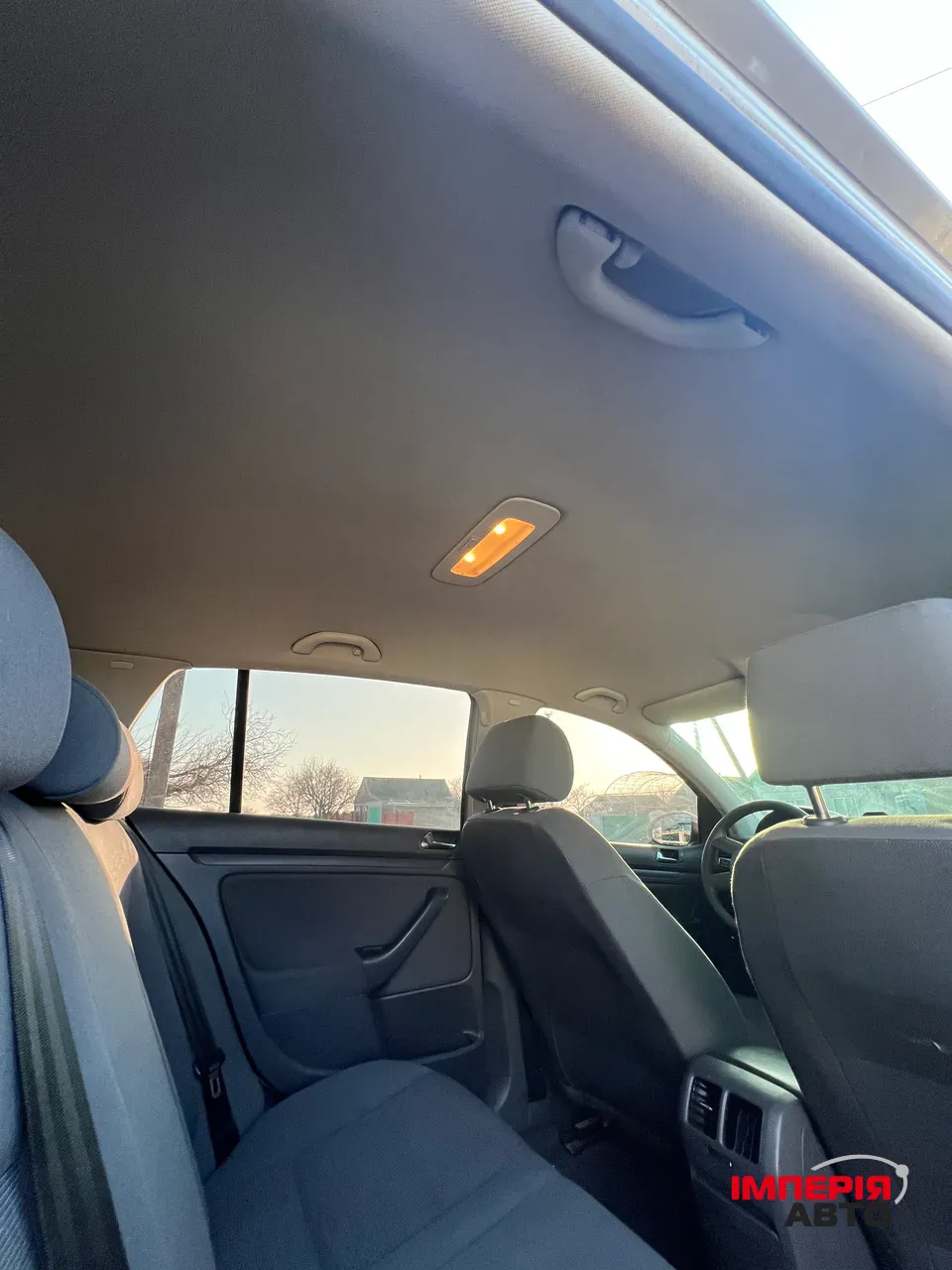 Volkswagen Golf - фото 22