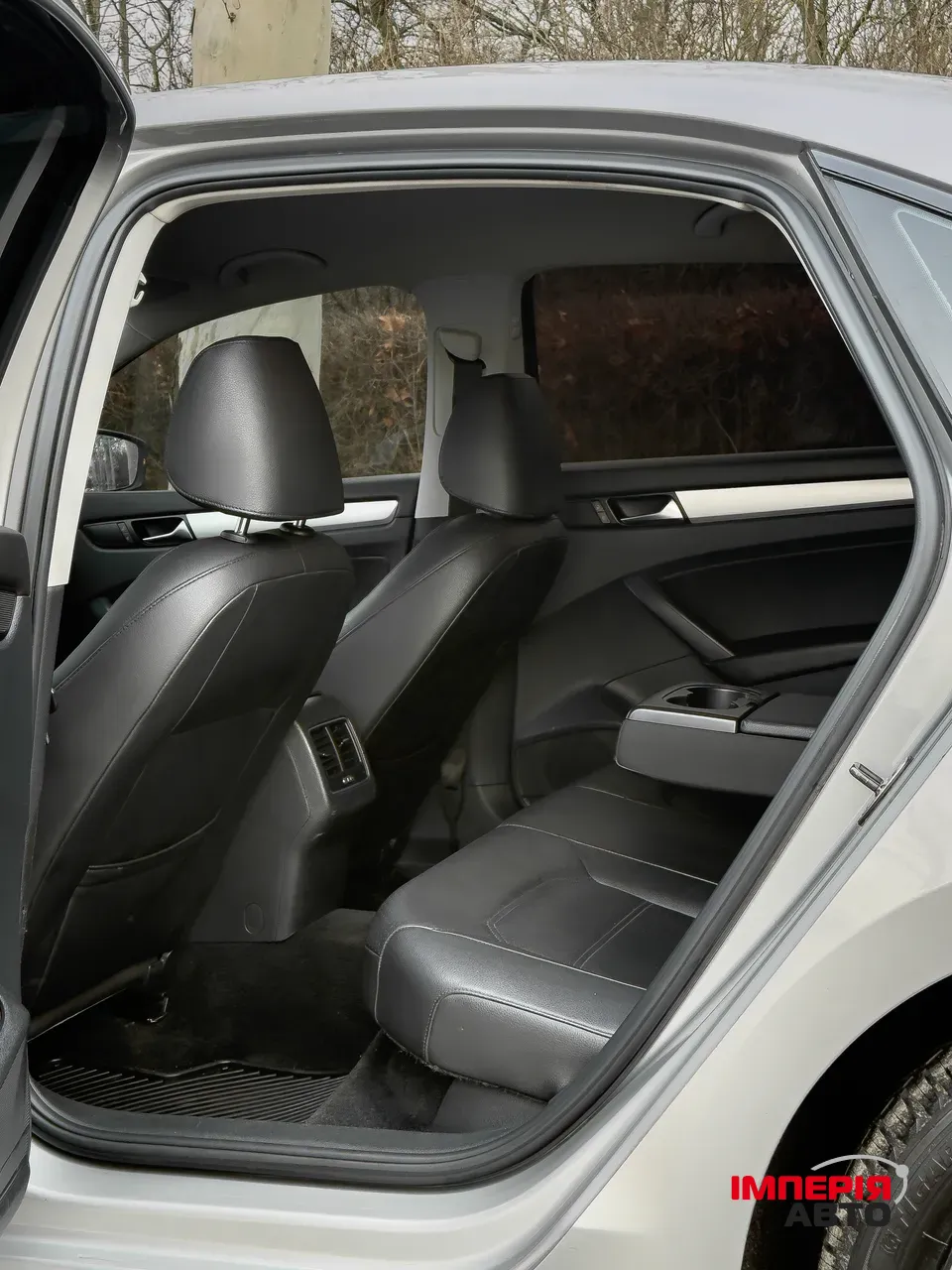 Volkswagen Passat USA/NMS - фото 9