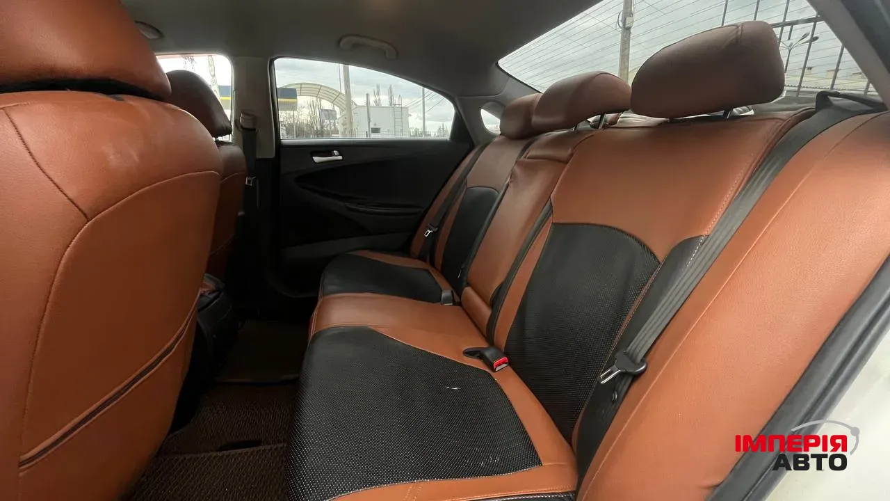 Hyundai Sonata - фото 18