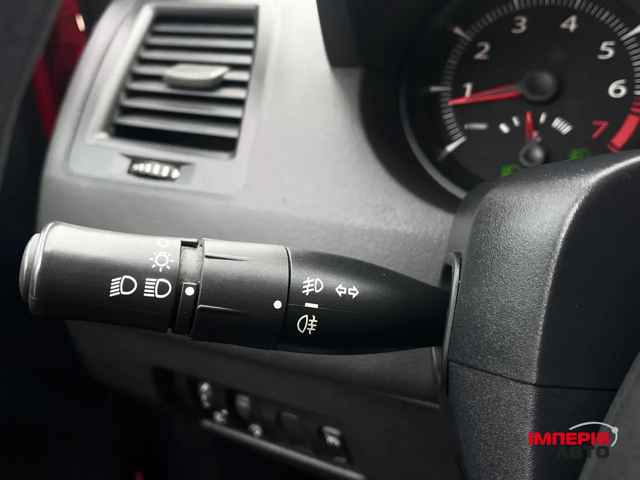 Renault Megane - фото 21