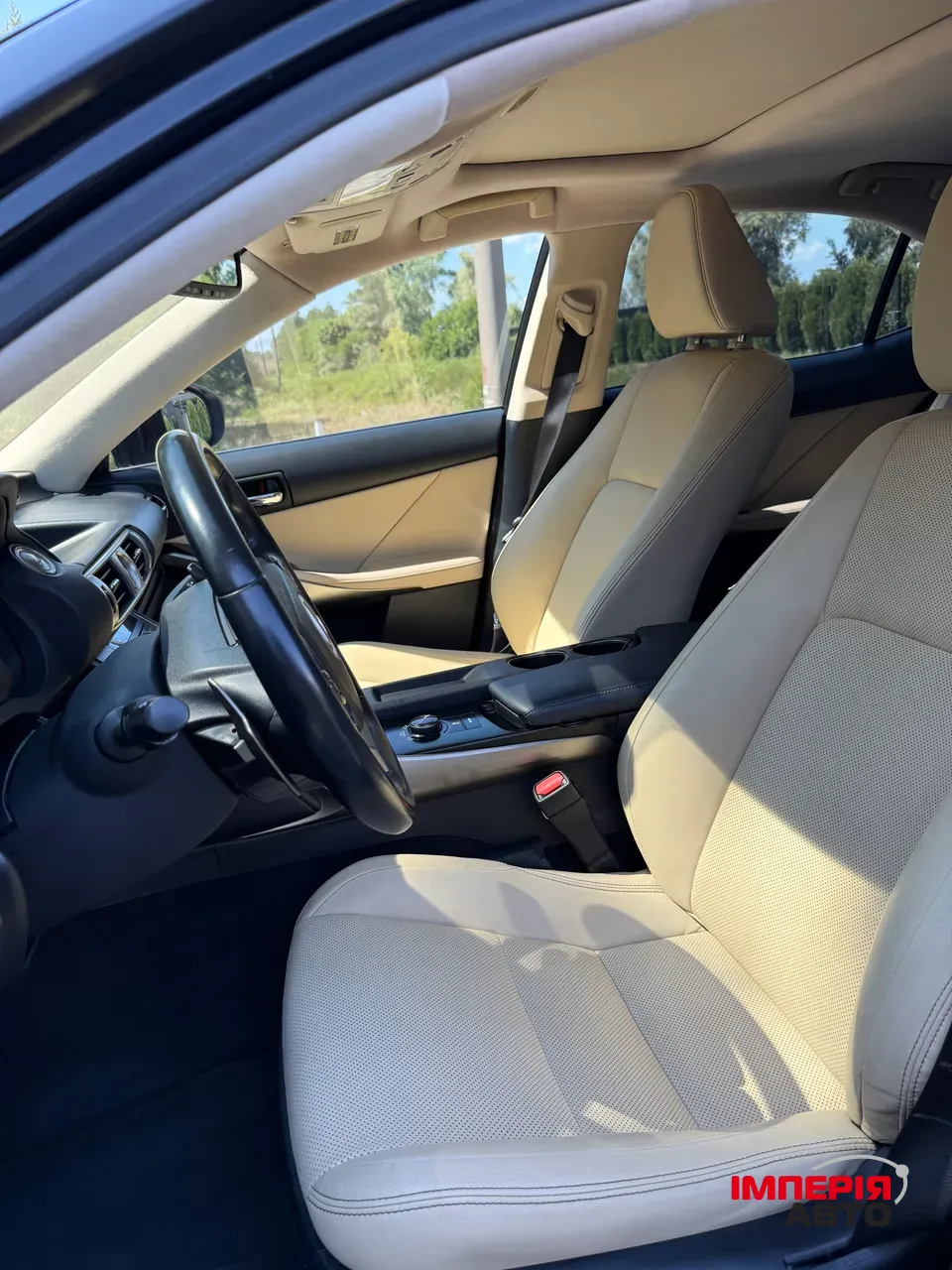 Lexus IS - фото 20