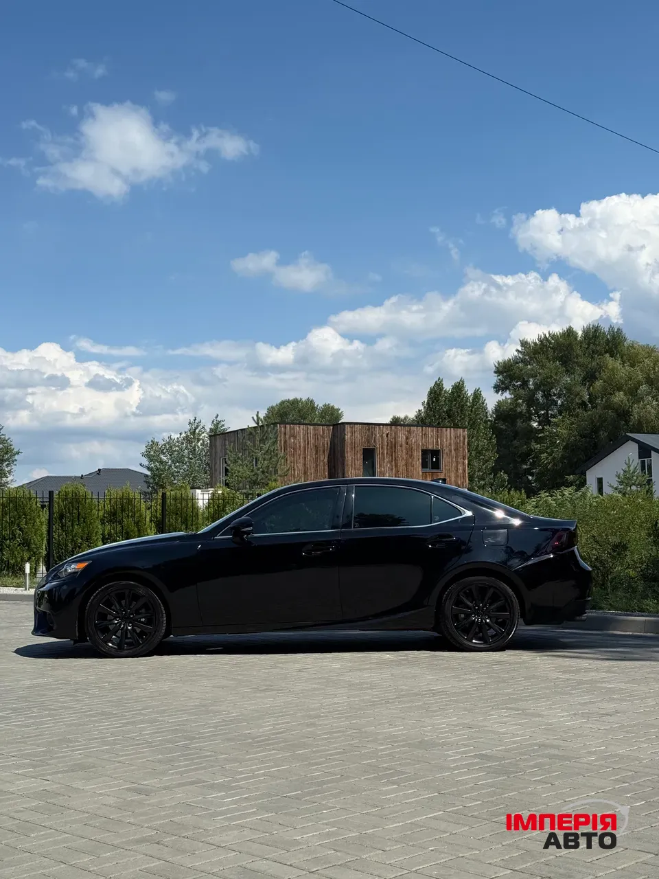 Lexus IS - фото 13