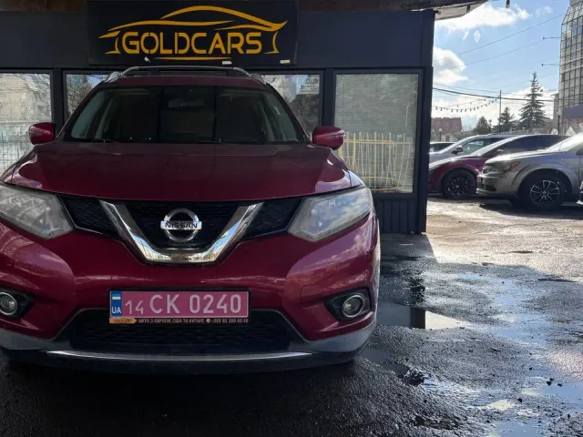 Nissan Rogue - фото 1