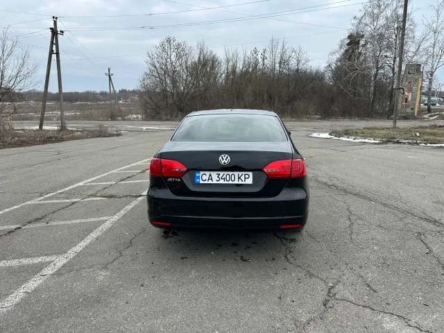 Volkswagen Jetta - фото 5