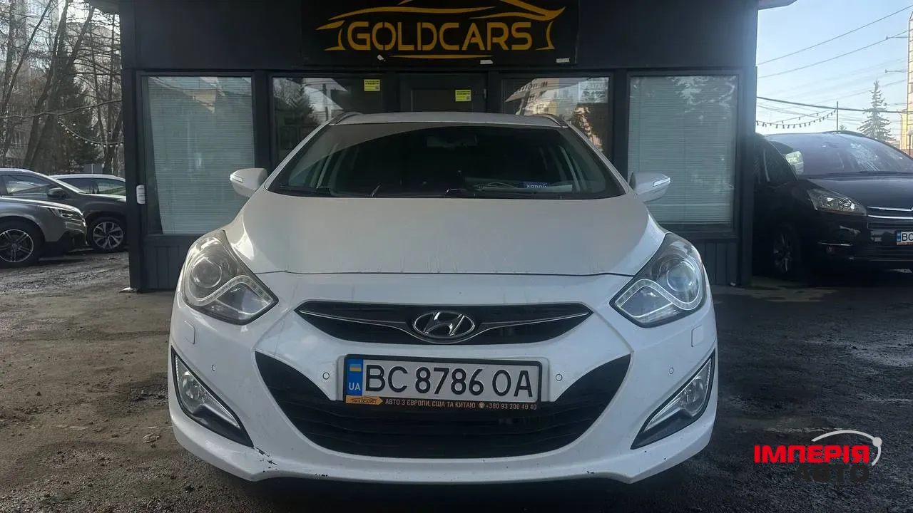 Hyundai i40 - фото 1