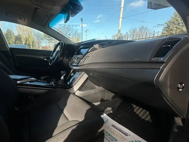 Hyundai i40 - фото 4