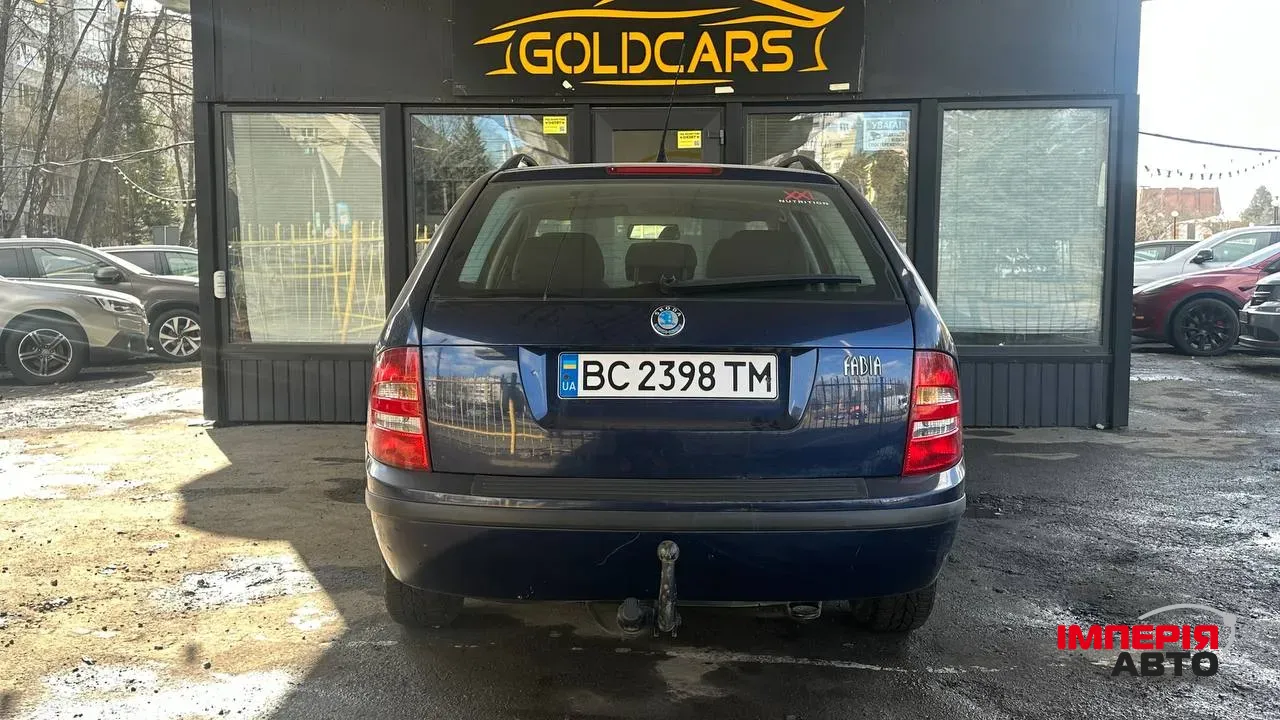 Skoda Fabia - фото 8