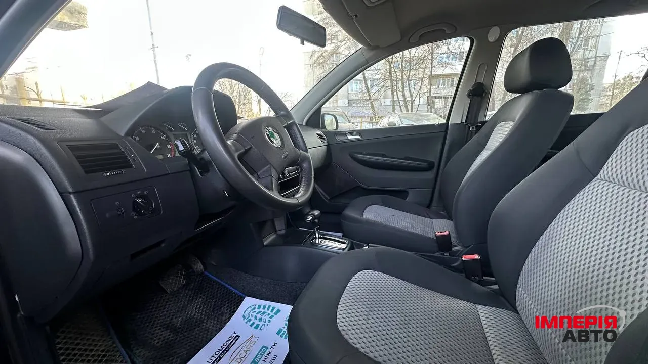Skoda Fabia - фото 5