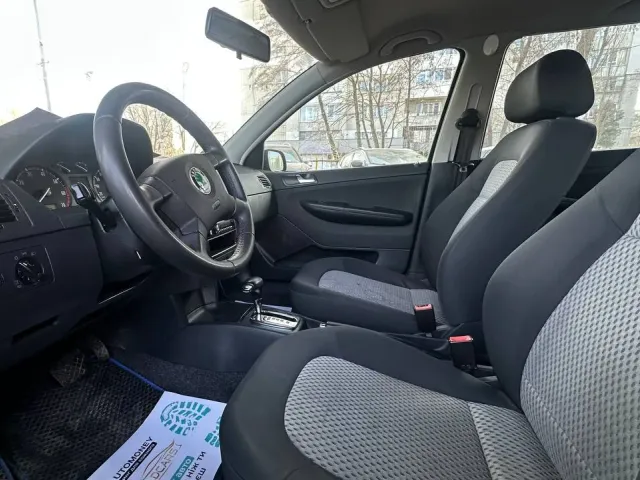 Skoda Fabia - фото 5