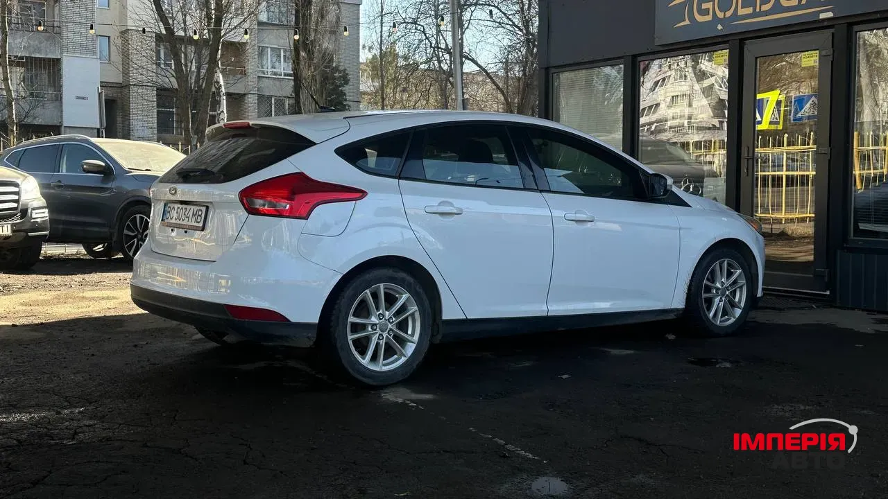 Ford Focus ST - фото 9