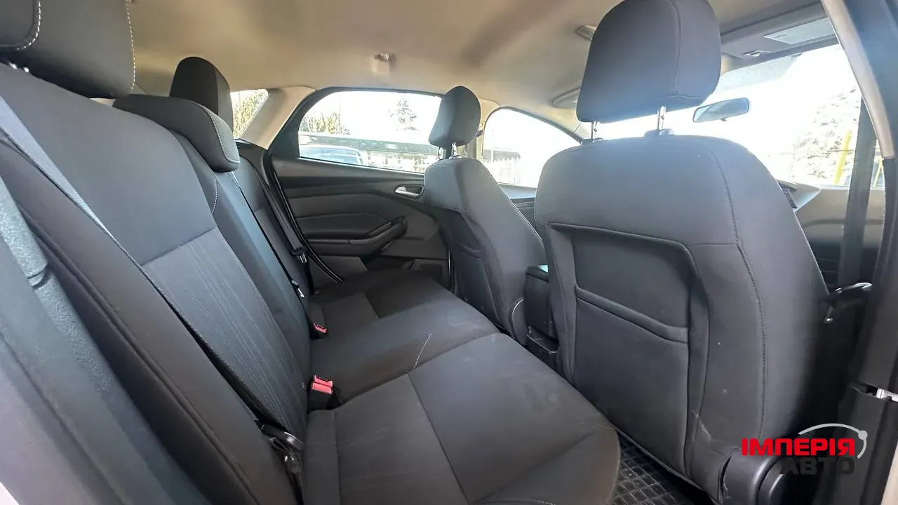 Ford Focus ST - фото 5