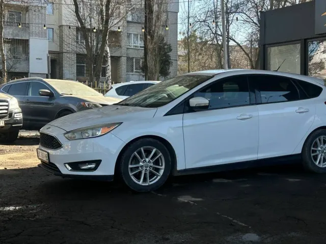 Ford Focus ST - фото 4