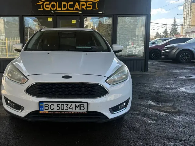 Ford Focus ST - фото 1