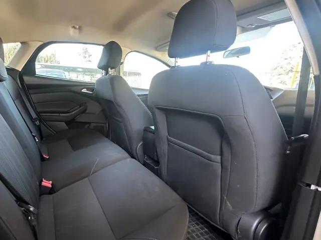 Ford Focus ST - фото 5