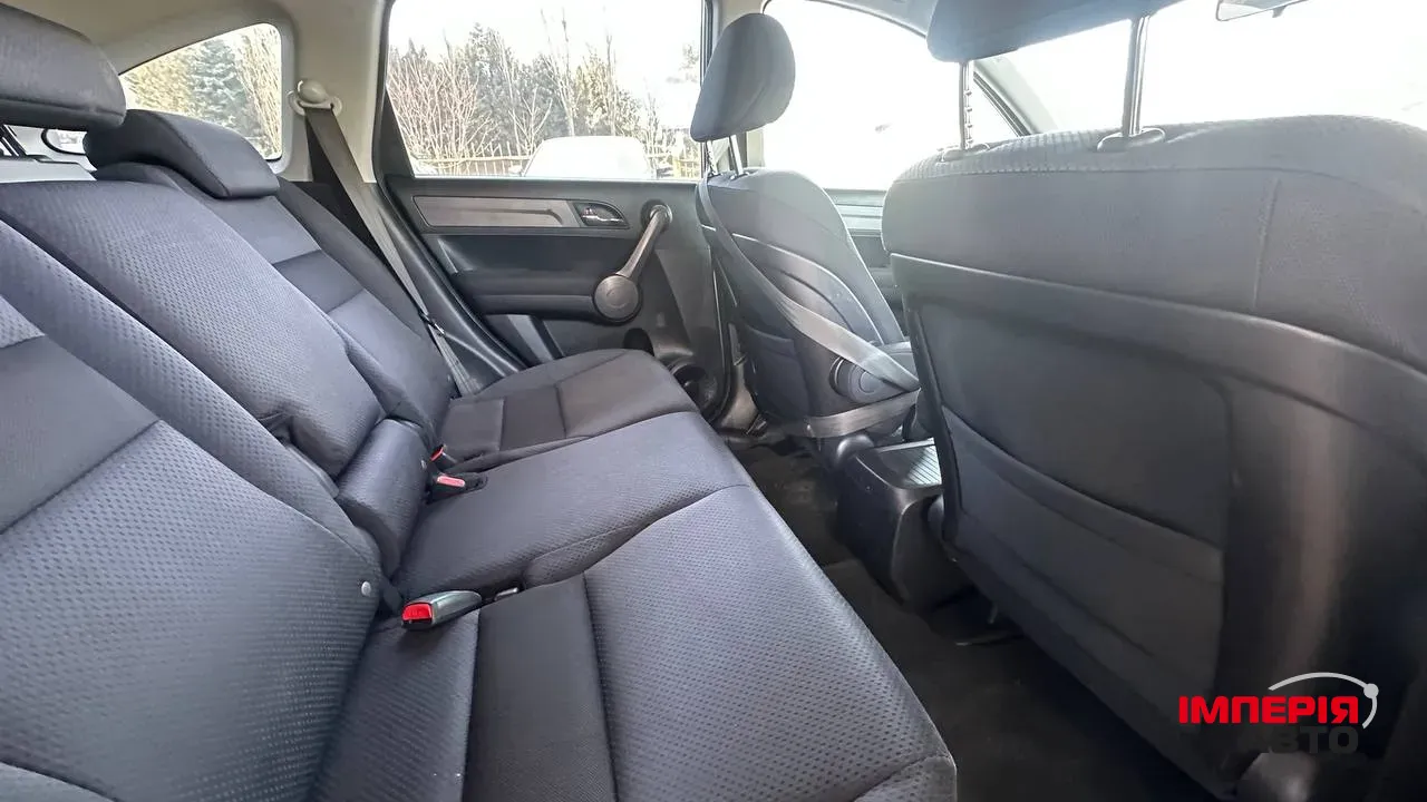 Honda CR-V - фото 7