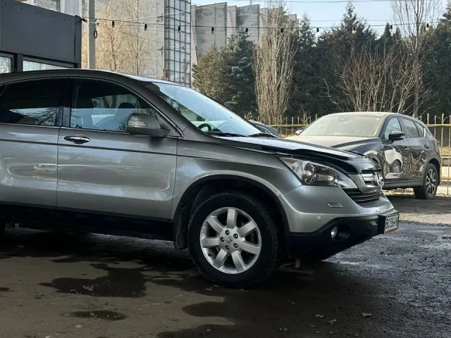 Honda CR-V - фото 3