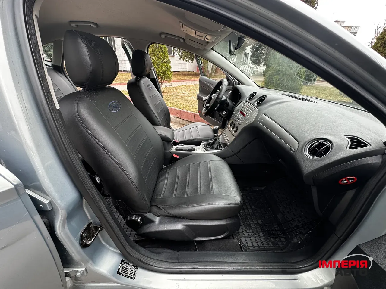 Ford Mondeo - фото 10