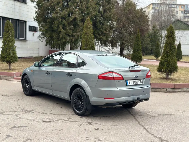 Ford Mondeo - фото 5