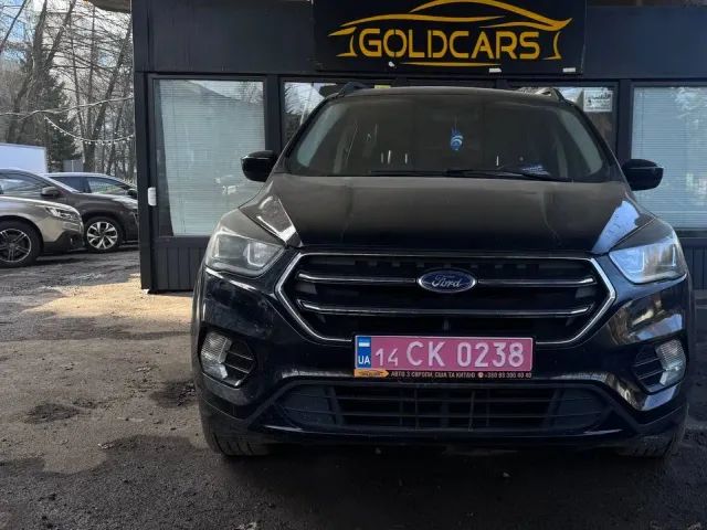 Ford Escape - фото 1
