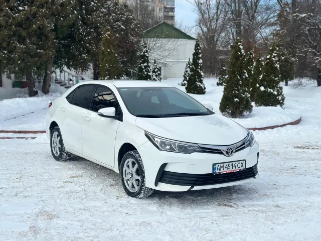 Toyota Corolla - фото 4