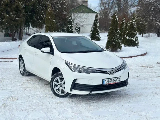 Toyota Corolla - фото 3