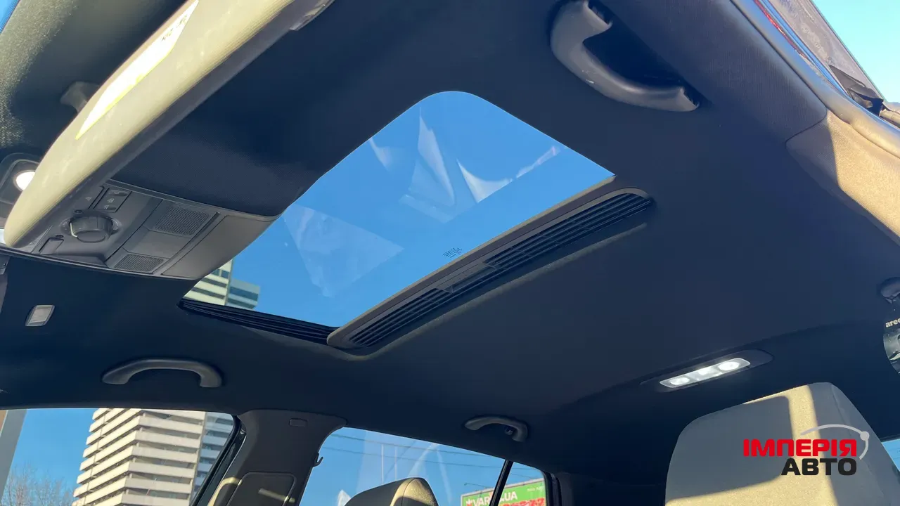 Volkswagen Golf GTI - фото 13