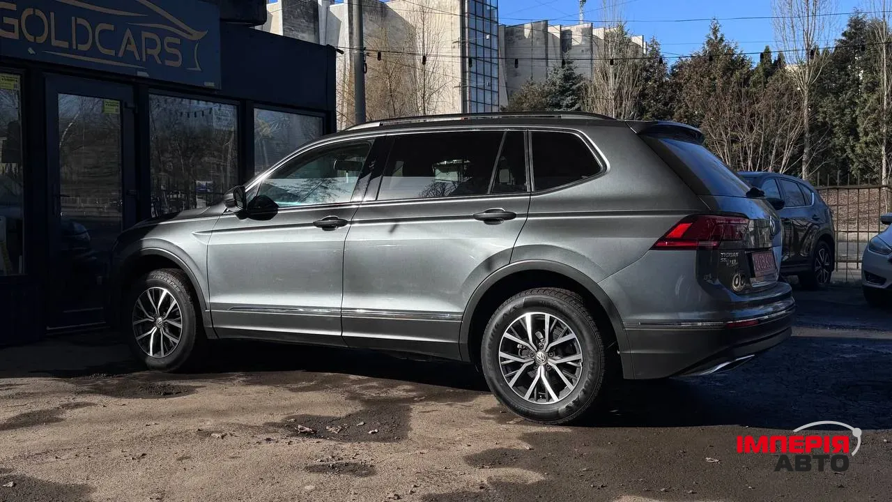 Volkswagen Tiguan - фото 3
