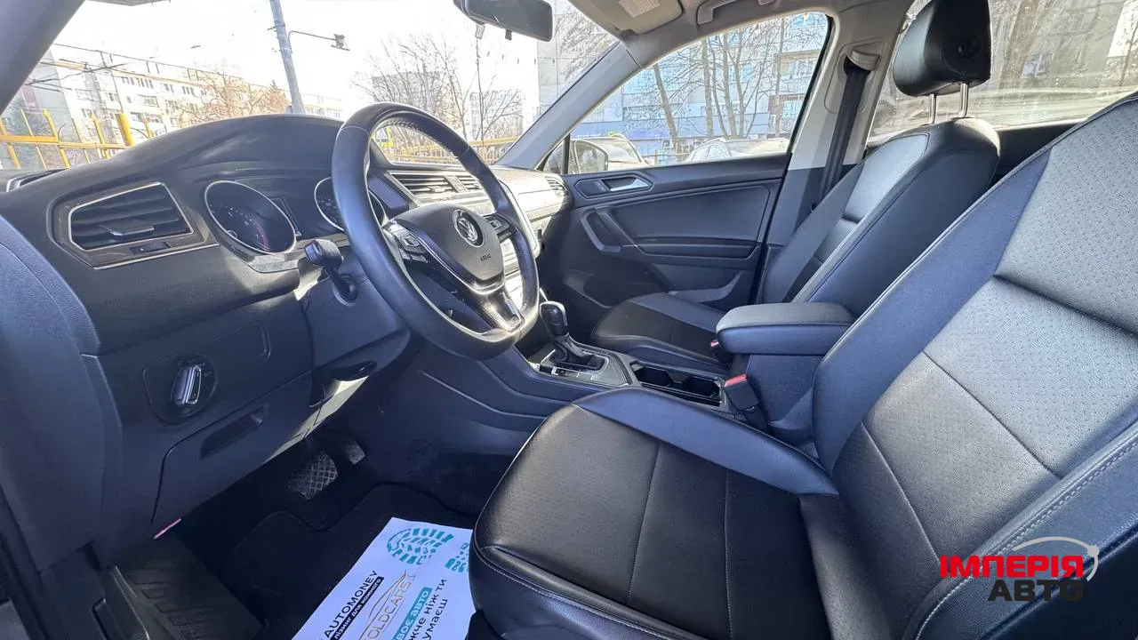 Volkswagen Tiguan - фото 4