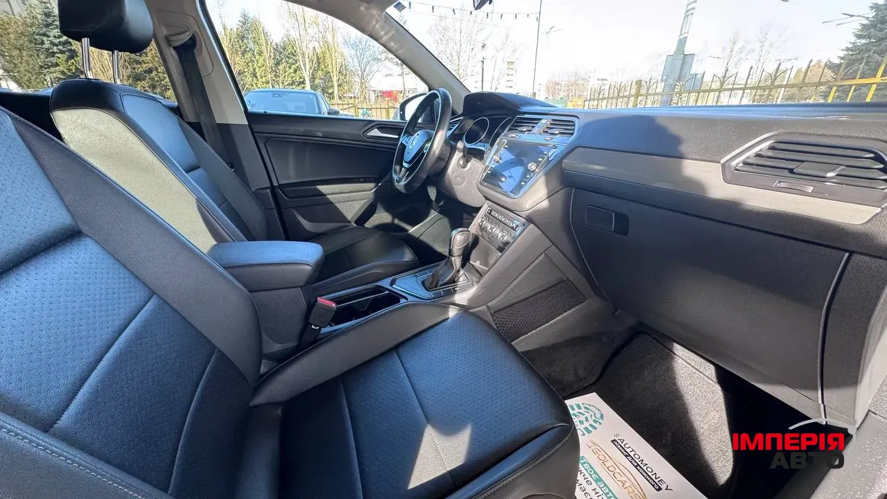 Volkswagen Tiguan - фото 2
